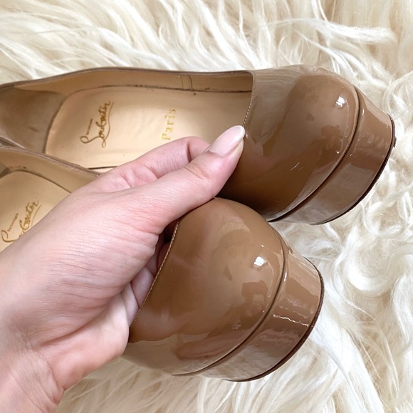 Christian Louboutin Camel Patent Bianca High Heels - Picture 6 of 10